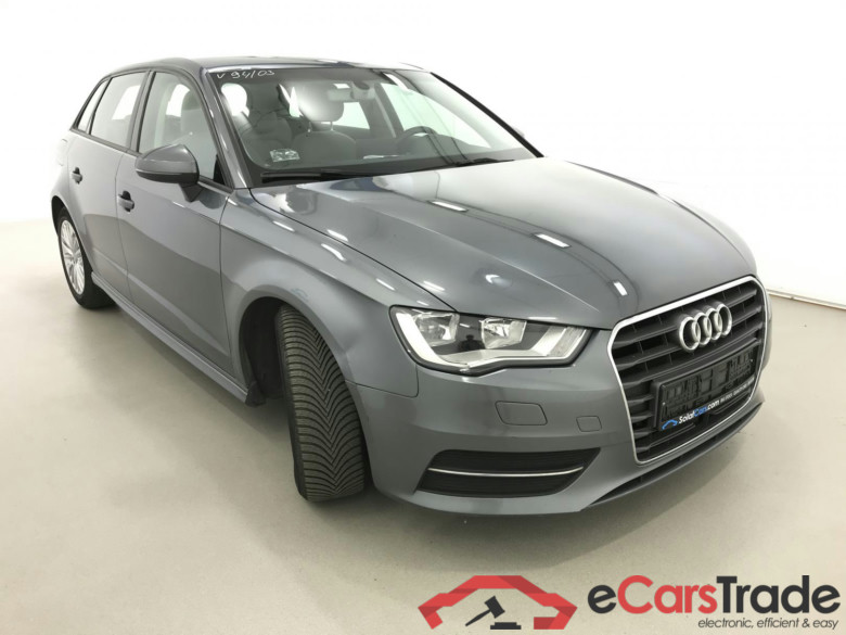 AUDI A3 SB 1.6 TDI ULTRA Eur6 Display PDC Klima #2