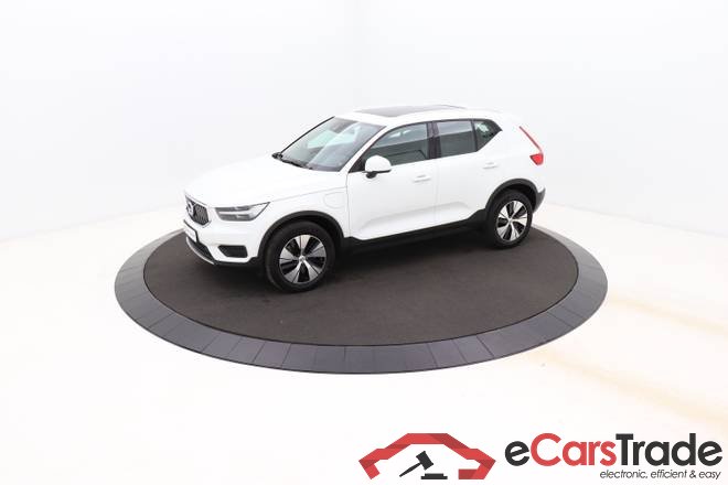 Volvo Inscription Expression Recharge Plug-In Hybrid 2WD XC40 #1