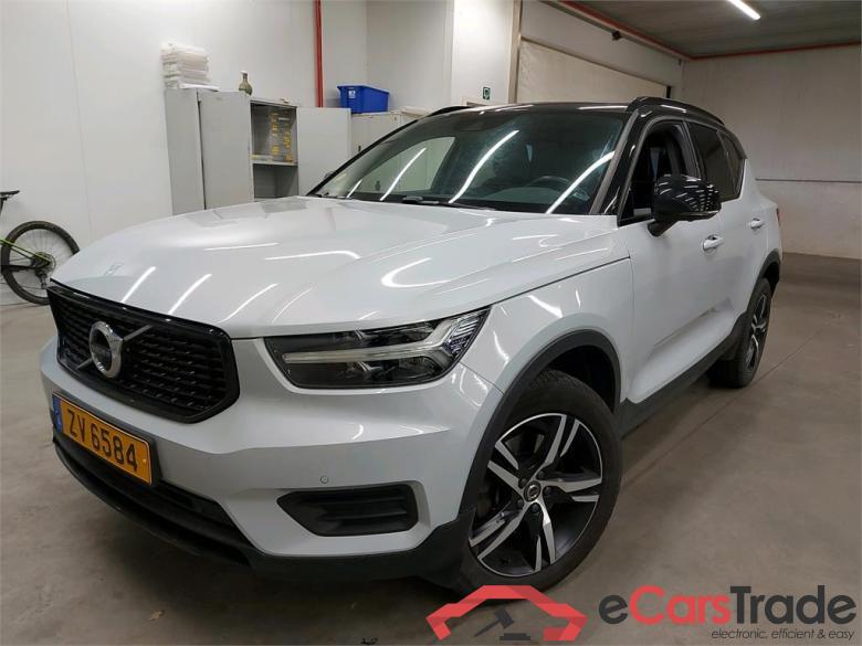  VOLVO - XC40 D3 150PK Geartronic R-Design Pack Xenium & IntelliSafe Pro & Visual 360 Assist  #1
