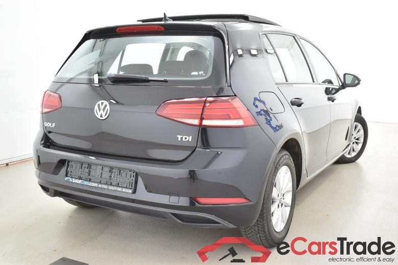 Volkswagen Golf 1.6 TDi Pano Navi Klima PDC ... #3