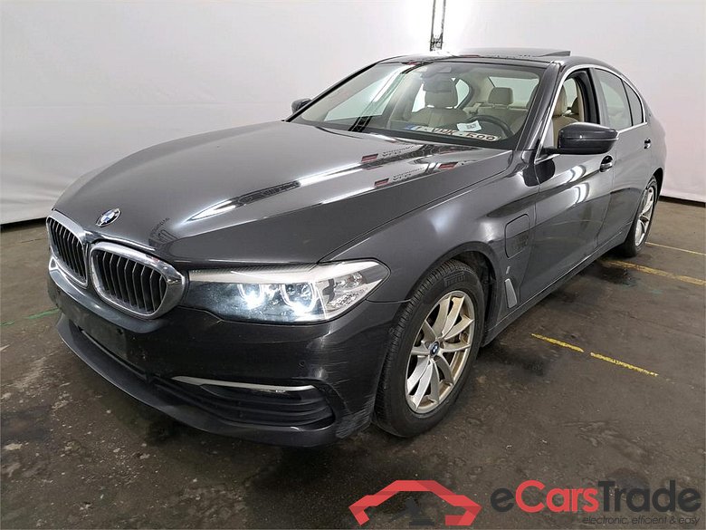 BMW 5 - 2017 530eA PHEV Performance OPF Business Driving Assistant Comfort #1