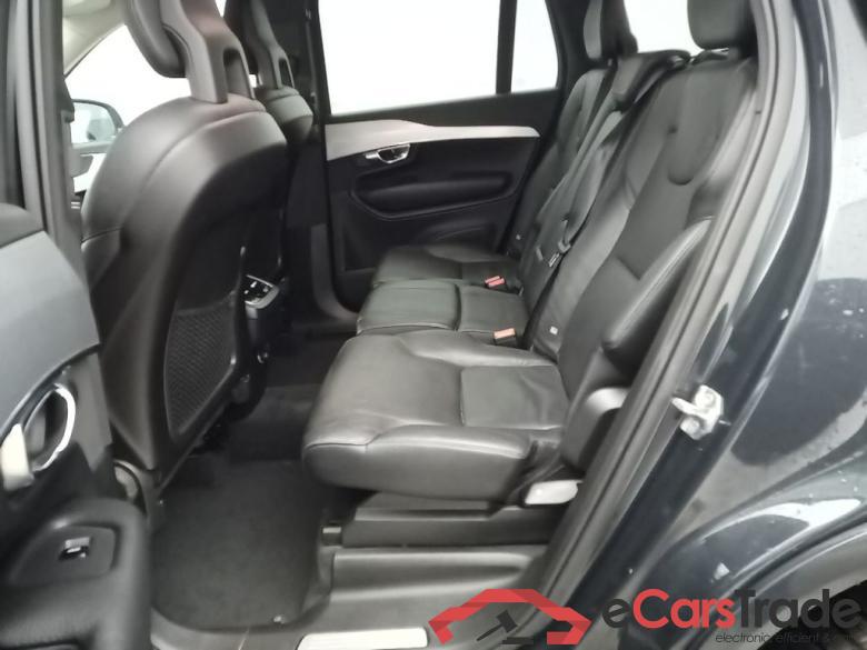 VOLVO XC90 D5 235 4WD Momentum 7pl. Geartronic #6