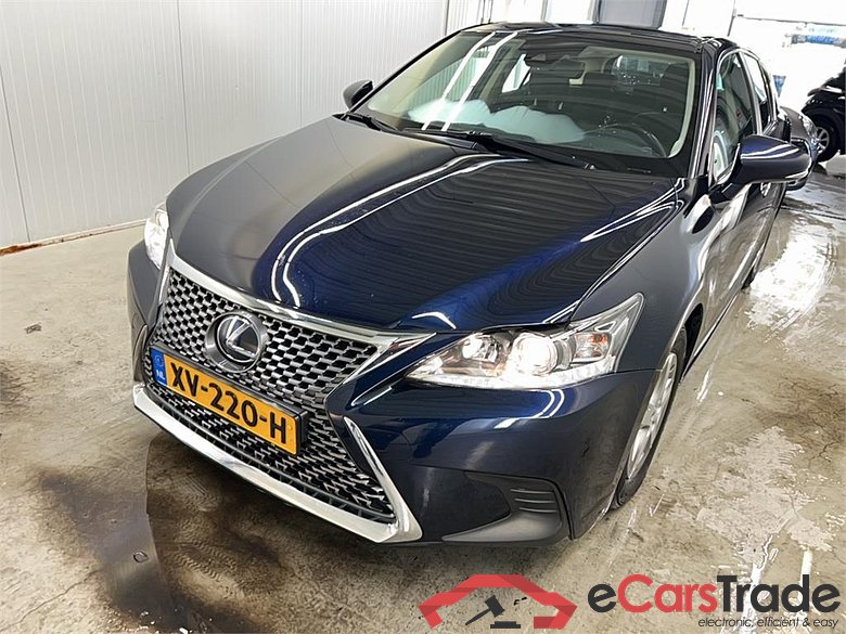 Lexus CT 200h #1