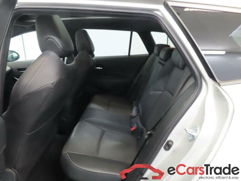 TOYOTA Corolla Touring Sports 2.0 #6