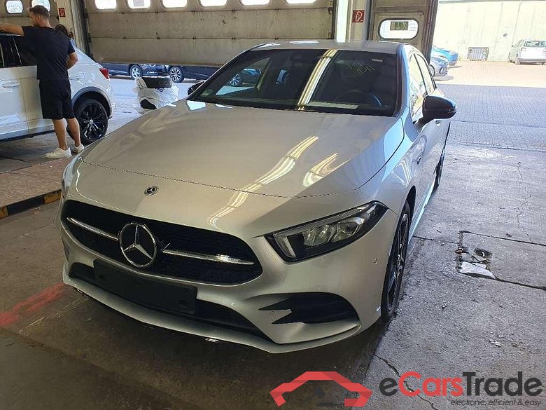 MERCEDES-BENZ A-klasse A 250 e DCT #1