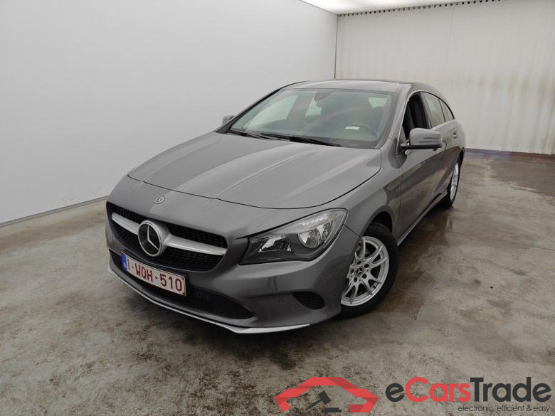 Mercedes-Benz CLA Shooting Brake CLA 180 DCT 5d