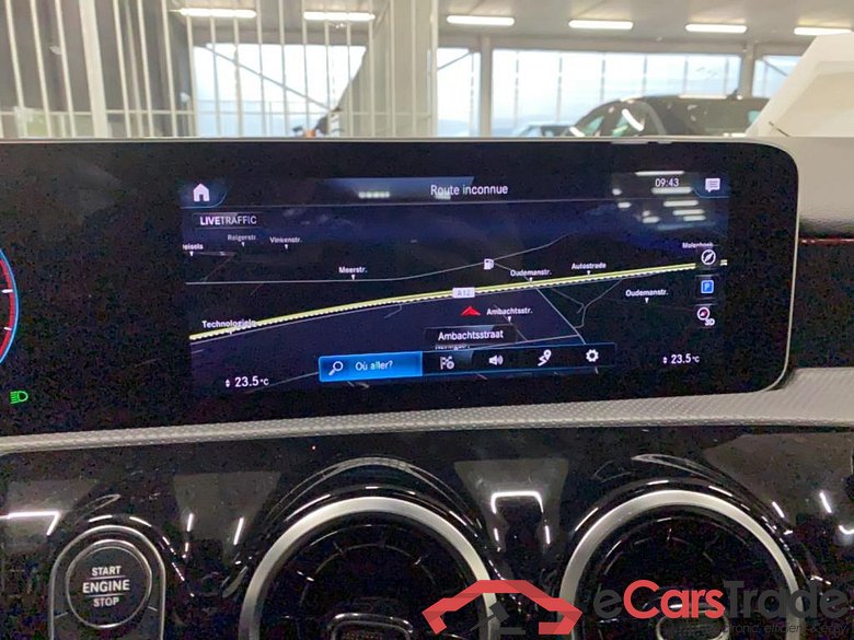 Mercedes A 180 d Aut. AMG Pano LED-Xenon Widescreen Navi Sport-Leather-Alcantara KeylessGo Klima PDC ... #4