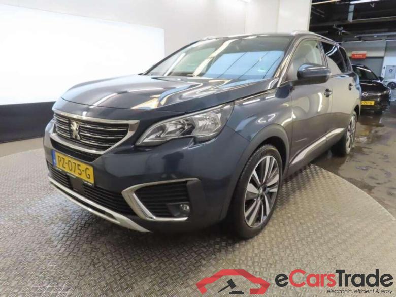 PEUGEOT 5008 1.6 BlueHDI #1