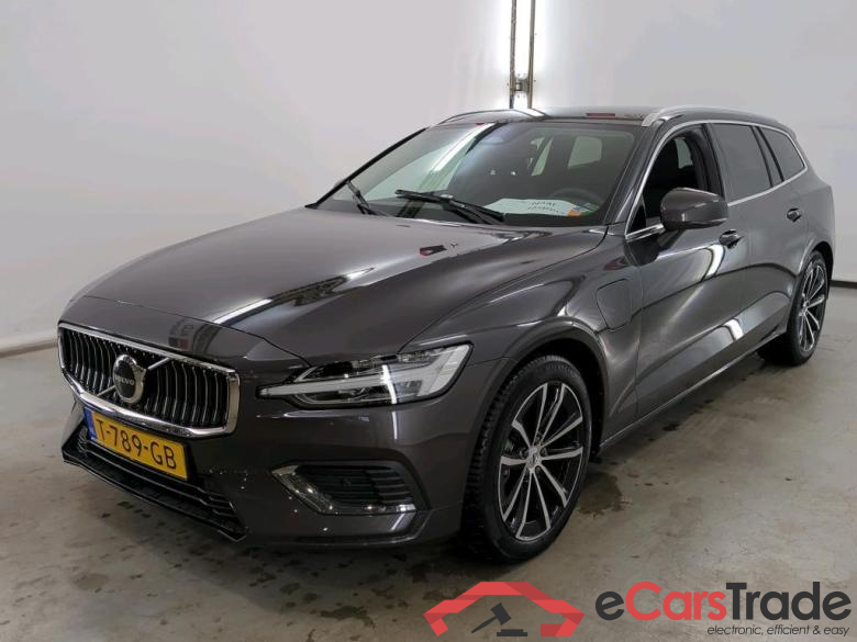 VOLVO V60 T6 AWD Plug-in Hybrid Core - Bright