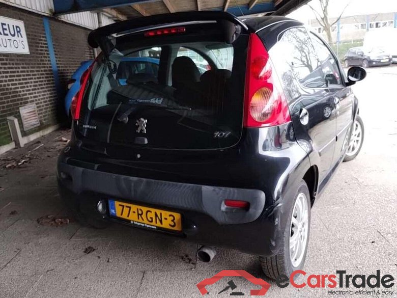 PEUGEOT 107 1.0-12V #2