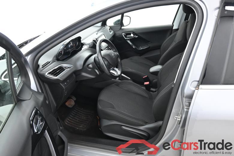 Peugeot 208 1.2 Puretech Allure Aut. 110Hp Display Klima PDC ... #6