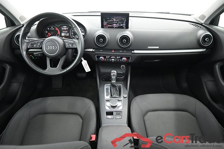 Audi A3 SB 1.6 TDi Aut. Pano LED-Xenon Navi Klima PDC ... #6