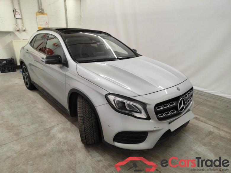 Mercedes-Benz GLA 200 d 4Matic AMG Night Aut. Pano LED-Xenon Harman/Kardon Command Navi Sport-Leather-Alcantara Camera 360° Klima PDC ... #2