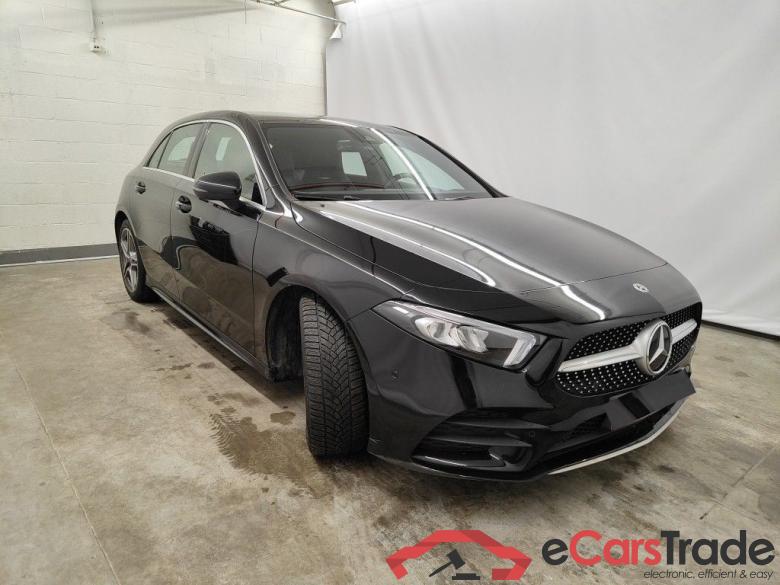 Mercedes A 180d AMG Aut. Widescreen LED-Xenon Navi Sport-Leather-Alcantara KeylessGo Klima PDC ... #2