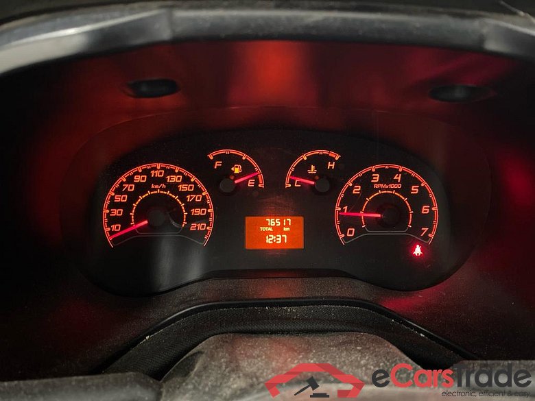 FIAT DOBLO CARGO MAXI - 2015 1.4i Base #1