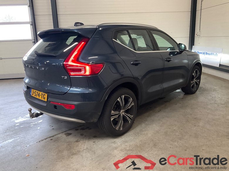 VOLVO XC40 1.5 T3 Inscription #3