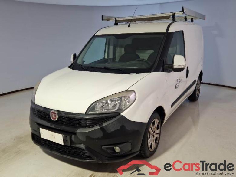Fiat 44 FIAT DOBLÒ CARGO / 2014 / 4P / VETT. FURGONATA 1.6 MULTIJET 16V 105CV SX EURO 6 #1