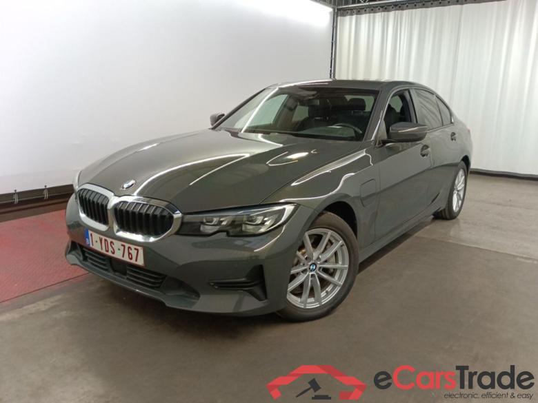 BMW 3 Reeks Berline 330e (215 kW) 4d #1