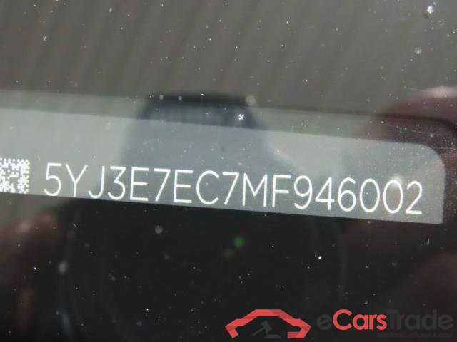 Tesla Model 3 ´18 BEV TESLA Model 3 Langstreckenbatt. Allradantrieb Dual Motor Performance 4d 377kW #5