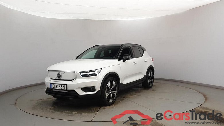 Volvo Dragkrok, panoramatak, 360-kamera, navigation XC40 P8 AWD RECHARGE #1