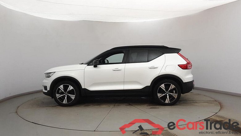 Volvo Dragkrok, panoramatak, 360-kamera, navigation XC40 P8 AWD RECHARGE #4