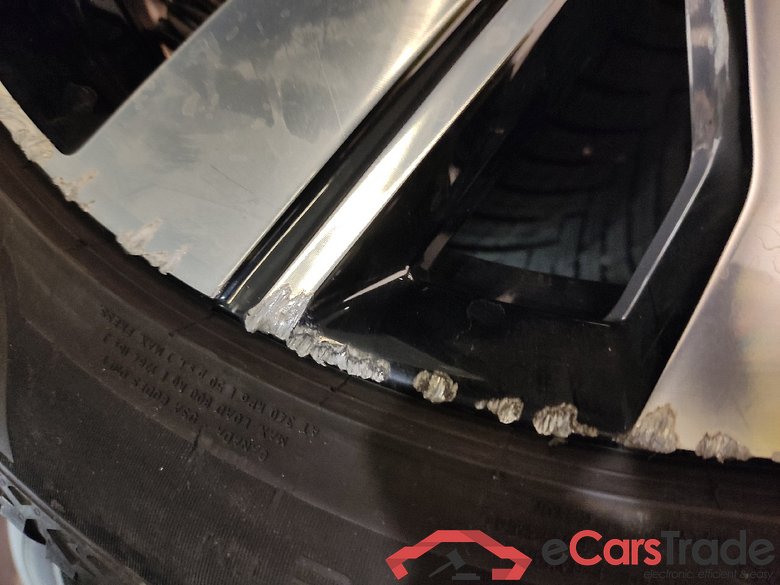 Volvo Dragkrok, panoramatak, 360-kamera, navigation XC40 P8 AWD RECHARGE #6