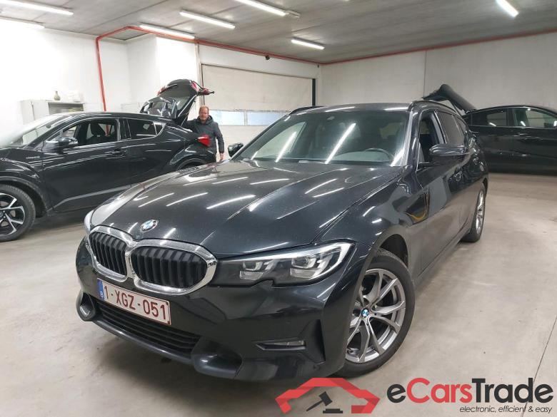 BMW - BMW 3 TOURING 318dA 136PK Sport Pack Business With Heated Seats & PDC Front & Rear #1