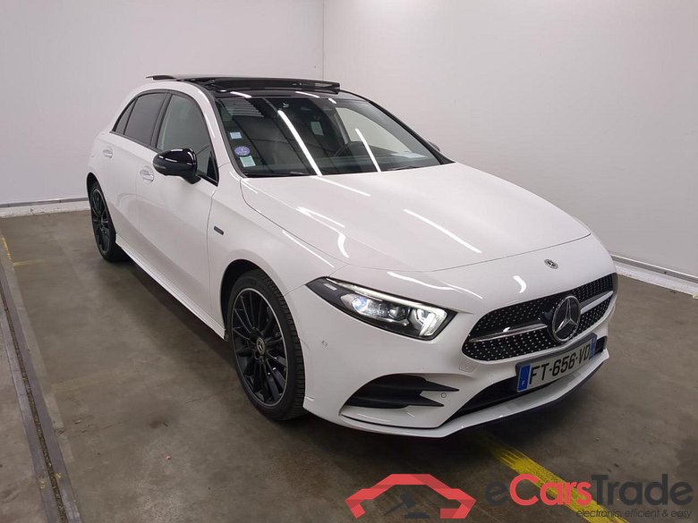 Mercedes A 250 e AMG Line 8G-DCT MERCEDES-BENZ Classe A Compact / 2018 / 5P / Berline A 250 e AMG Line 8G-DCT #6