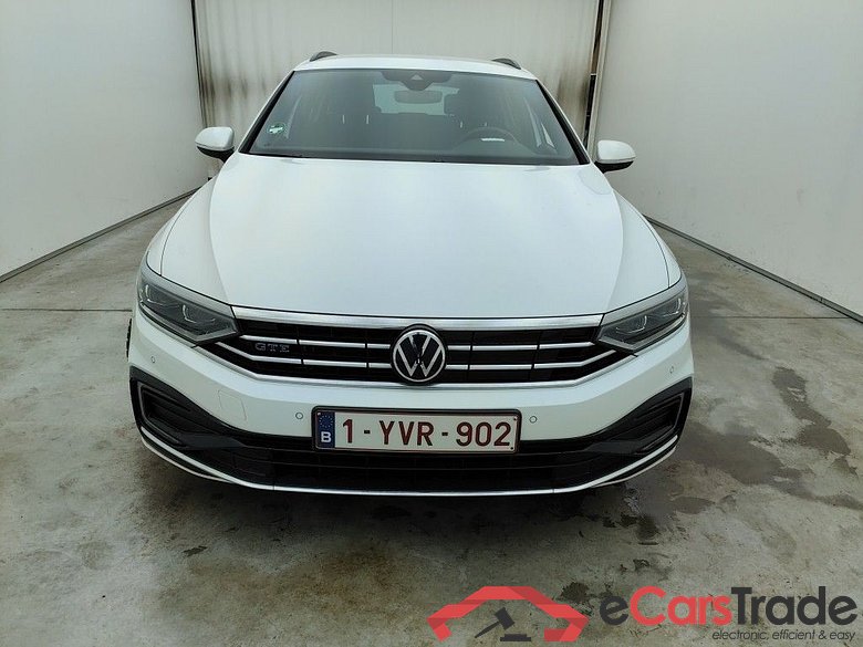 Volkswagen Passat Variant 1.4 TSI DSG6 GTE Business 5d