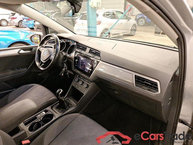 Volkswagen Touran 2.0 TDI Trendline 7PL Pano Navi Klima PDC ... #5