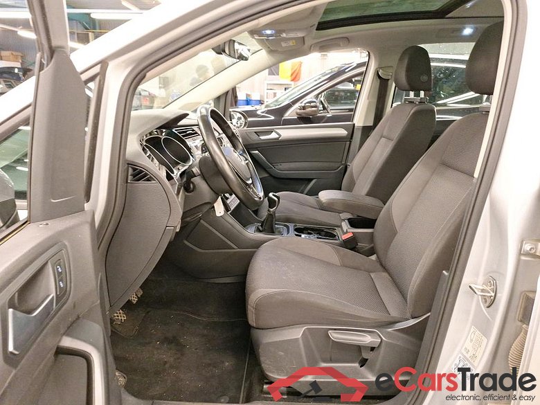 Volkswagen Touran 2.0 TDI Trendline 7PL Pano Navi Klima PDC ... #3