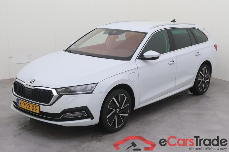 SKODA Octavia Combi 110 kW #1