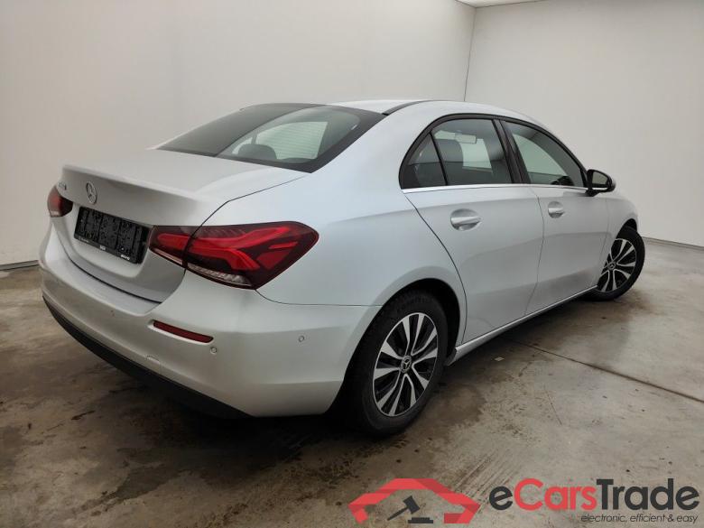 Mercedes-Benz A-Klasse Limousine A 180 Business Solution 4d #5