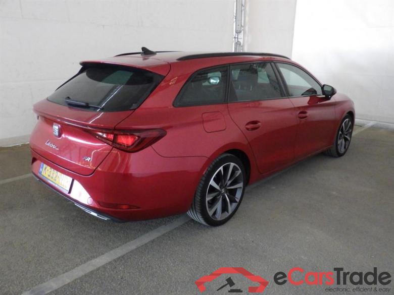 SEAT Leon Sportstourer 1.5 eTSI FR LaunchEd #2