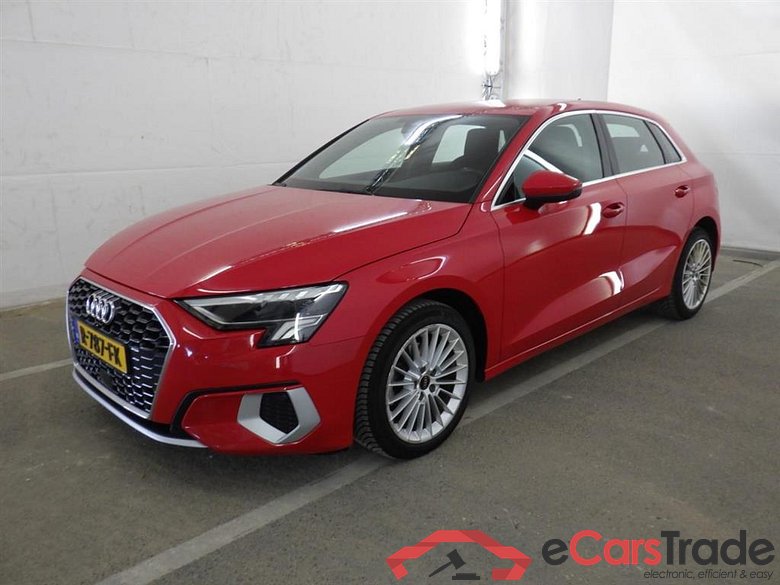 AUDI A3 SPORTBACK 30 TFSI Adv edition #1