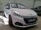preview Peugeot 208 #3