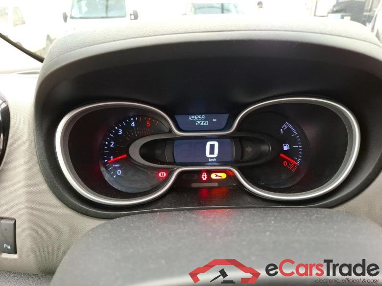 Renault FG GCFL1H1 1200 dCi95 Stop&Start E6 RENAULT Trafic VU 4p Fourgon FG GCFL1H1 1200 dCi95 Stop&Start E6 #6