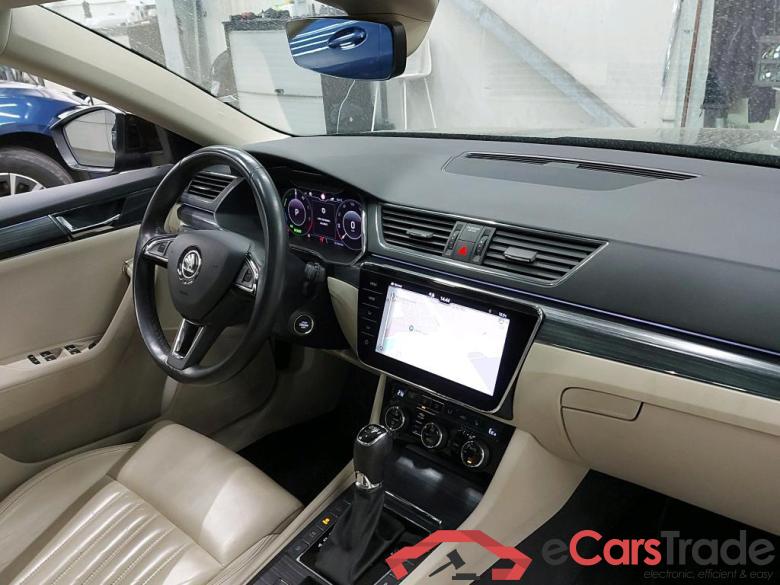 SKODA - SKO SUPERB COMBI 1.4 TSI iV 218PK DSG6 Style Pack Corporate Plus & Premium II & Safety & Lane & Side Assist & Pano Roof  * HYBRID * #3