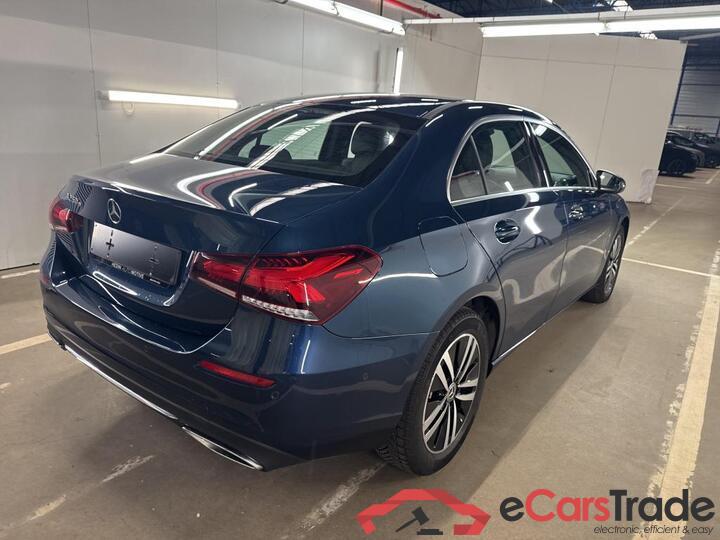 Mercedes A-Klasse Limousine A-Klasse Limousine A 250e Business Solution (PHEV) 160kW/218pk  4D/P Auto-8 #4