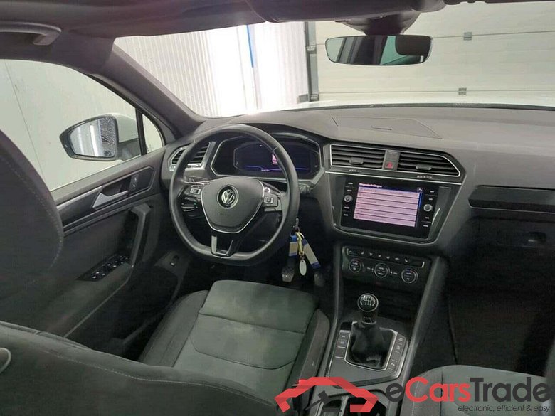 VOLKSWAGEN Tiguan 1.5 TSI CL Bns #3