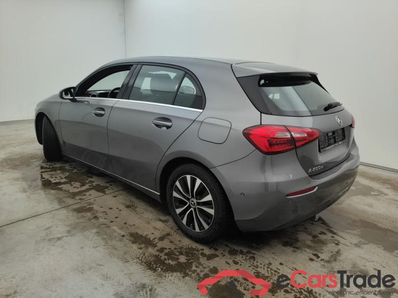 MERCEDES CLASSE A DIESEL (W177) A 200 d 150 Business Solution (EU6d-TEMP) 5d #3