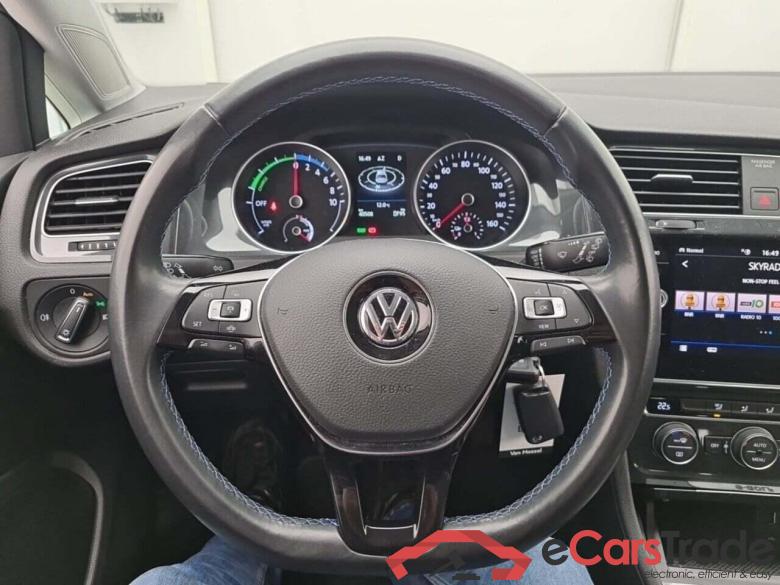 VOLKSWAGEN e-Golf e-Dition #6
