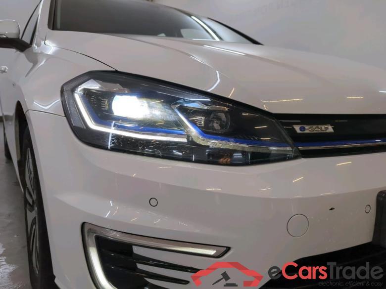 VOLKSWAGEN e-Golf  #4