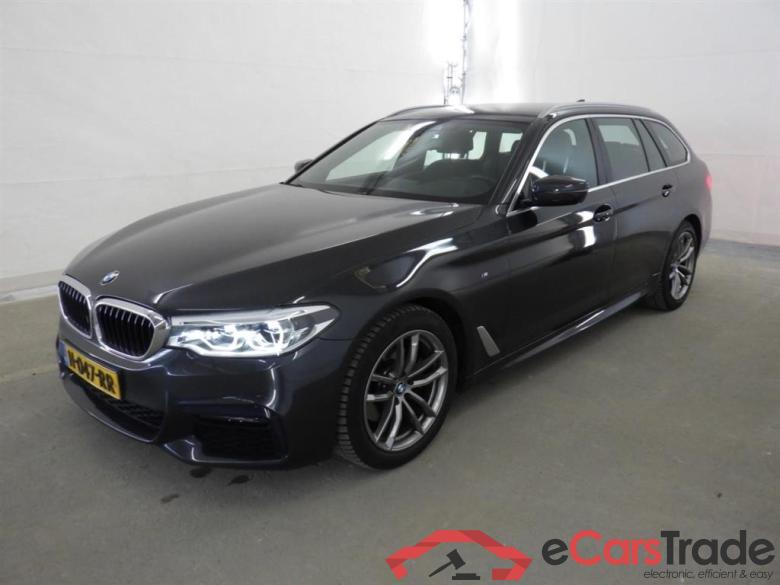 BMW 5-SERIE TOURING 520i High Ex. Ed. #1