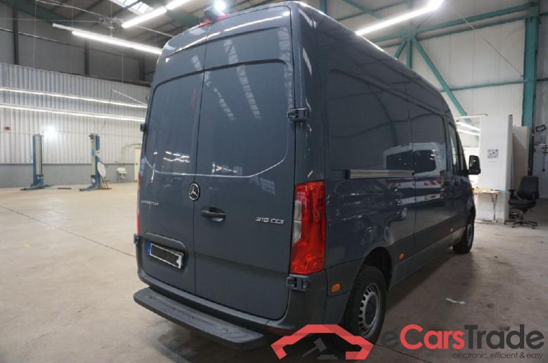 Mercedes _Sprinter ´18 Sprinter III Kasten FWD 311/315 CDI FWD L2 (910.633) 2.0 110KW AT9 E6d #4