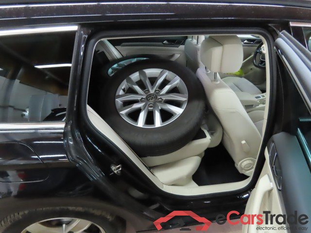Volkswagen Passat Variant ´14 Passat Variant Comfortline BMT/Start-Stopp 2.0 TDI 110KW AT6 E6 #1