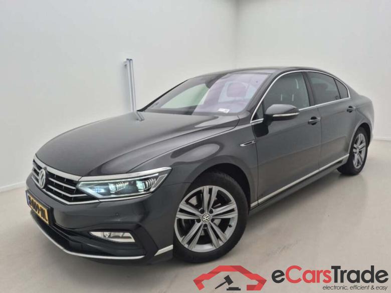 VOLKSWAGEN PASSAT 1.5 TSI Elegance Bns R DSG #1