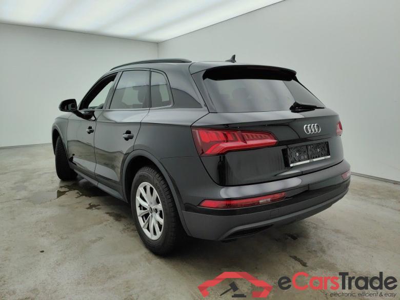 Audi Q5 30 TDI 5d #3