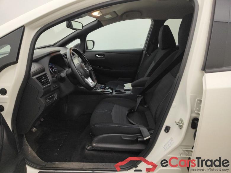 Nissan Leaf N-Connecta 40kWh 5d #6