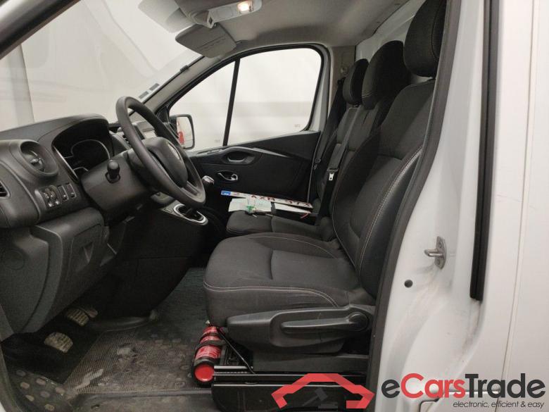 Renault Trafic L2H1 dCi 120 Grand Confort 2.9T 4d #6